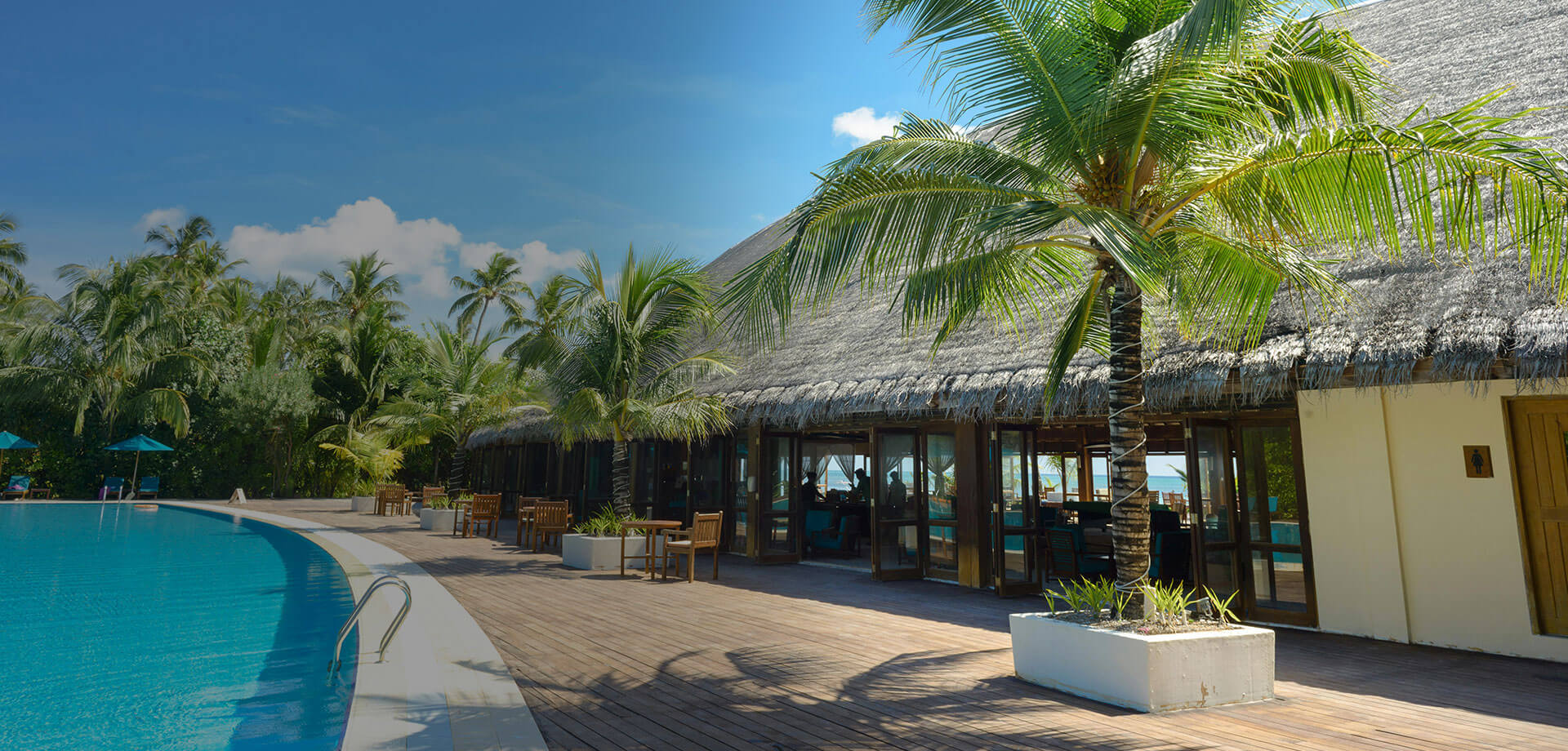 From Sunrise Views to Sunset Strolls: What to Expect at Paradise Beach Inn